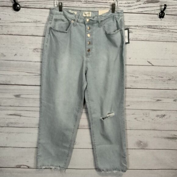 New Without tags: "Universal Thread" woman's jeans - Picture 2 of 9